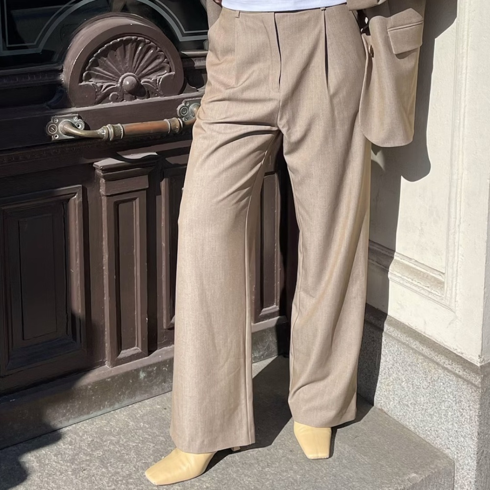 Djerf Avenue Beige Wide-Leg Tailored Pants